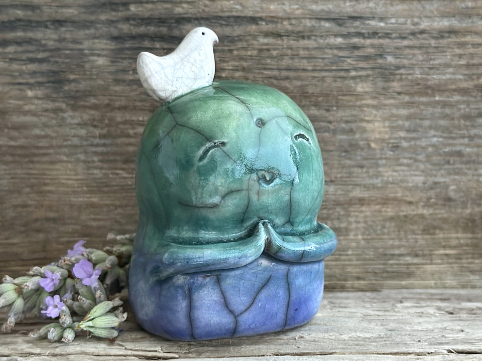 Happy peace Jizo with bird friend sculpture | Shinto shrine, raku shamanism totem