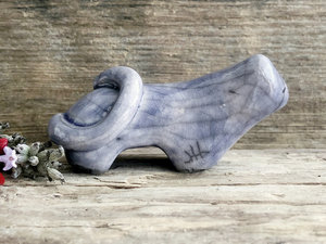 Sleepy cat kami sculpture | cute guardian for Shinto, shamanism totem