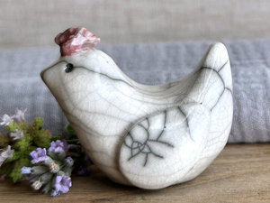 Earnest chicken friend raku sculpture | Shinto guardian, shamanism statue