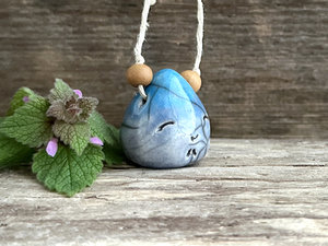 Little raindrop ceramic pendant w/ sandalwood | Shinto, shamanism guardian spirit