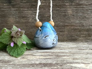 Little raindrop ceramic pendant w/ sandalwood | Shinto, shamanism guardian spirit