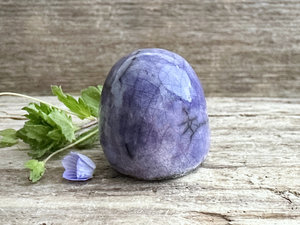 Tiny nature spirit friend (violet) | Shinto talisman sculpture, shamanism guardian statue
