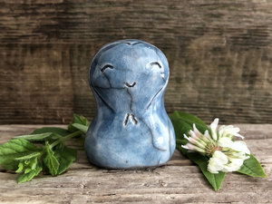 Gentle and joyful girl Jizo sculpture | Shinto kamidana guardian