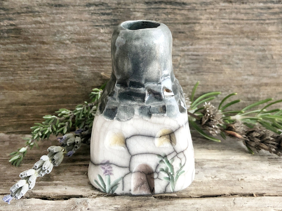 Lavender cottage sculpture, candlestick spirit & fairie house | cosy decor