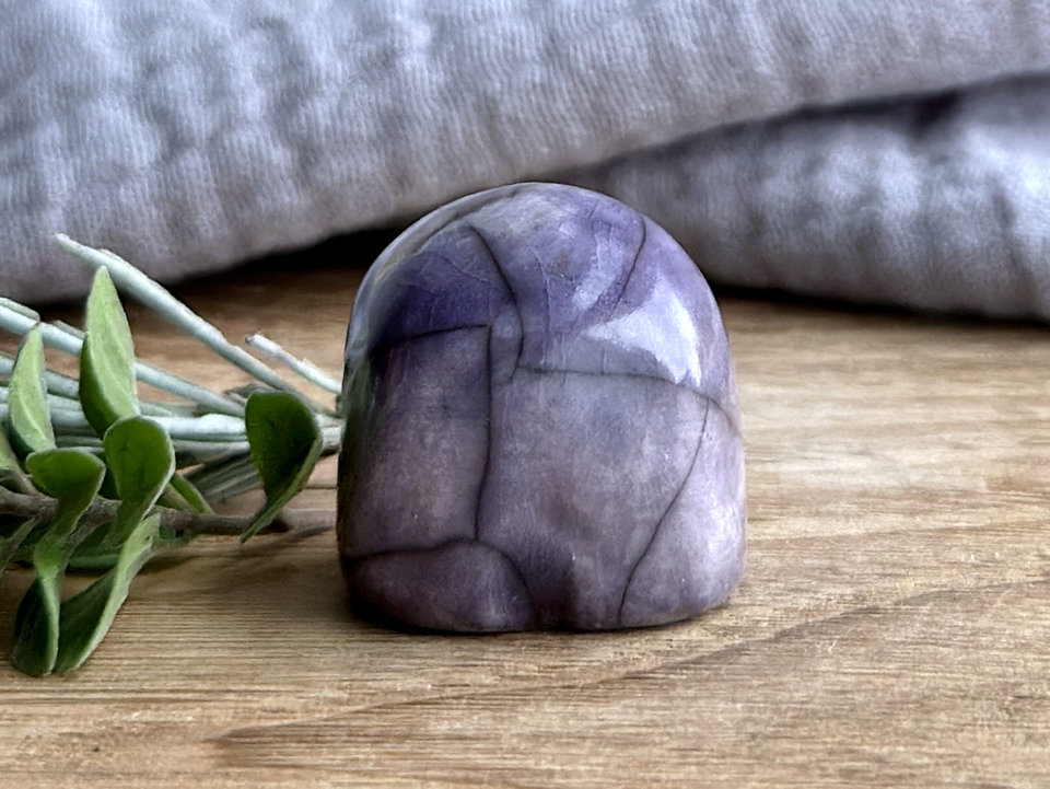 Tiny nature spirit friend (violet purple) | Shinto talisman sculpture, shamanism guardian statue