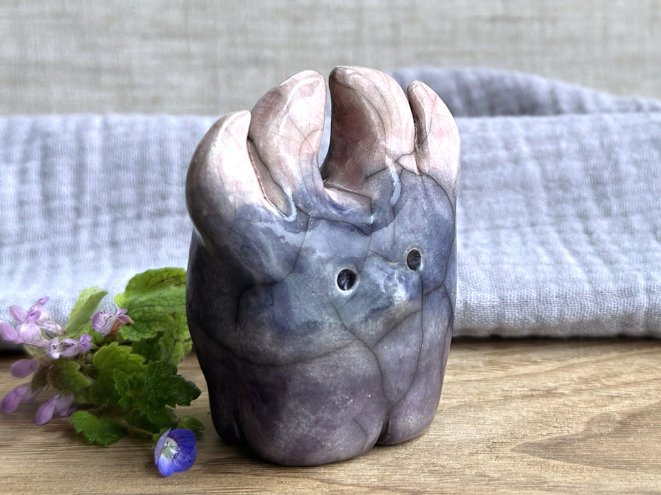 Uncertain dusk creature (friend) | Shinto sculpture, shamanism totem