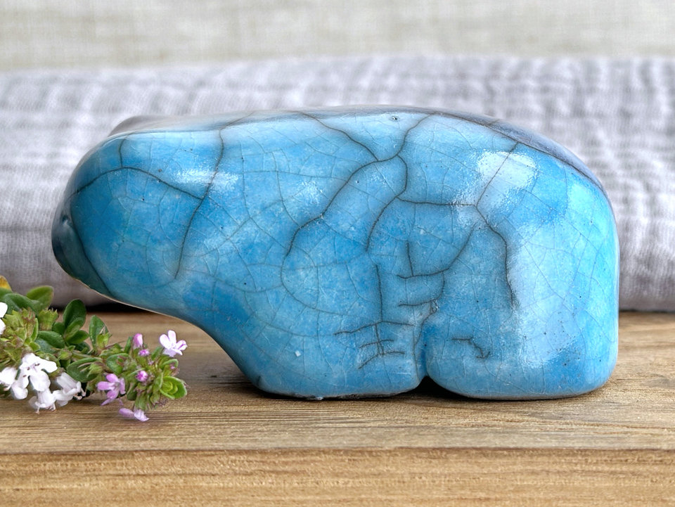 Bear of recovery and acceptance nature spirit statue | Shinto shamanism sculpture