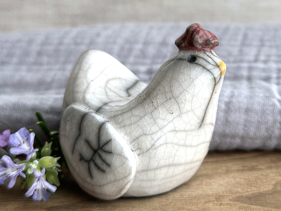 Pensive chicken friend raku sculpture | Shinto guardian, shamanism statue