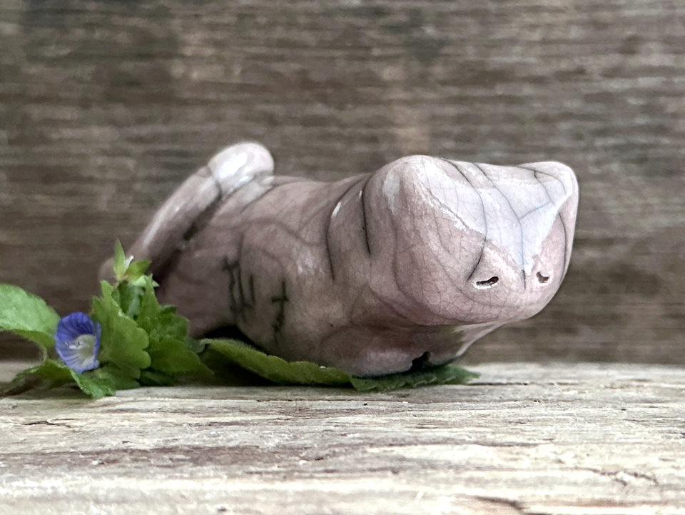 Sleepy pink cat kami sculpture | cute guardian for Shinto, shamanism