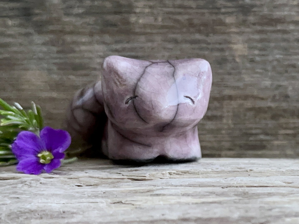Quiet resting kitsune fox kami nature spirit sculpture | Shinto Inari, shamanism statue
