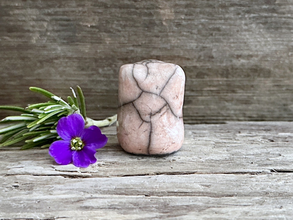 Pocket fox kitsune kami raku sculpture | Shinto Inari kamidana, shamanism statue