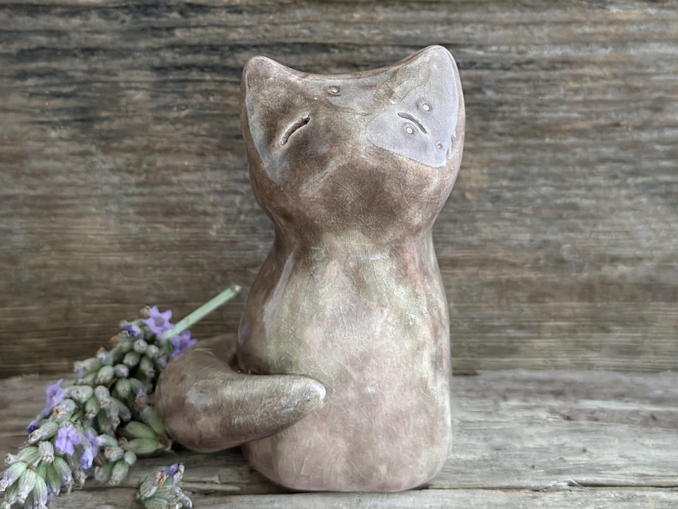 Winter snow kitsune fox raku sculpture | Shinto Inari, shamanism totem