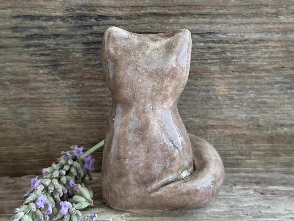 Winter snow kitsune fox raku sculpture | Shinto Inari, shamanism totem